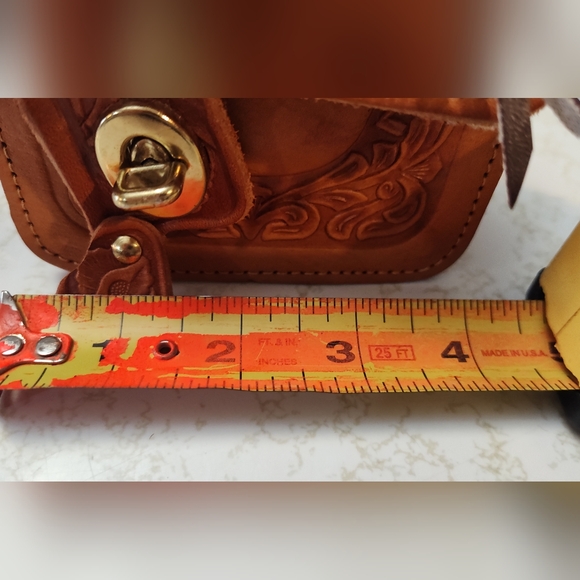 Handtooled leather and sheepskin Western mini bag - Picture 15 of 16